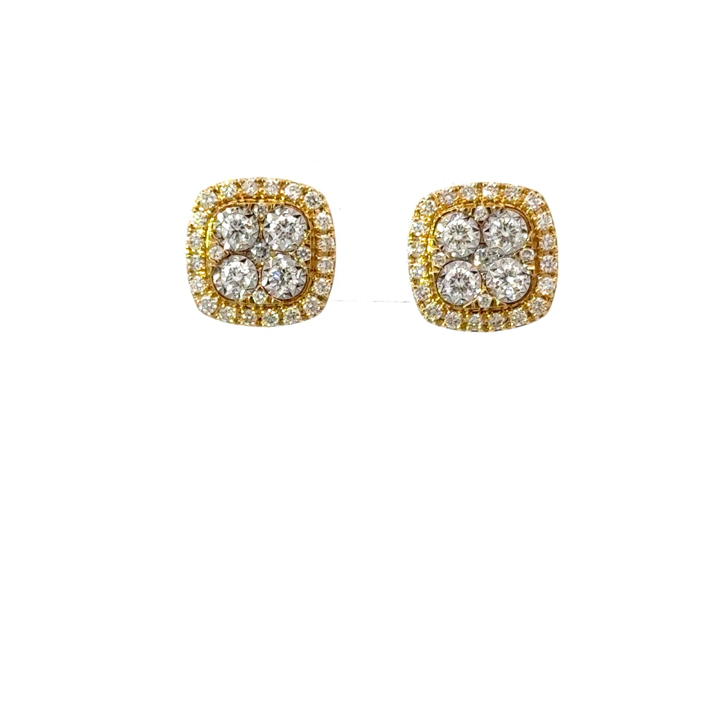Gorgeous natural diamonds earrings
