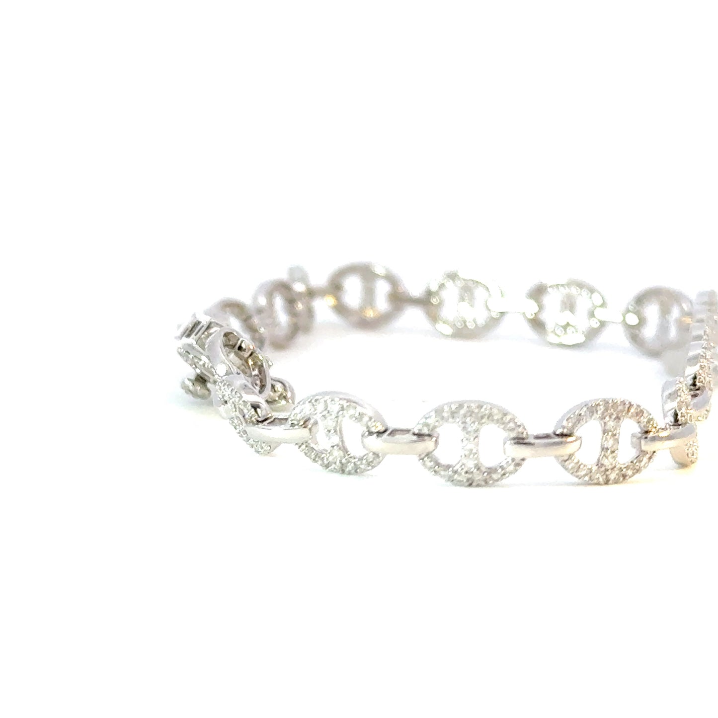 Elegant 18K gold and diaomnds Bracelet