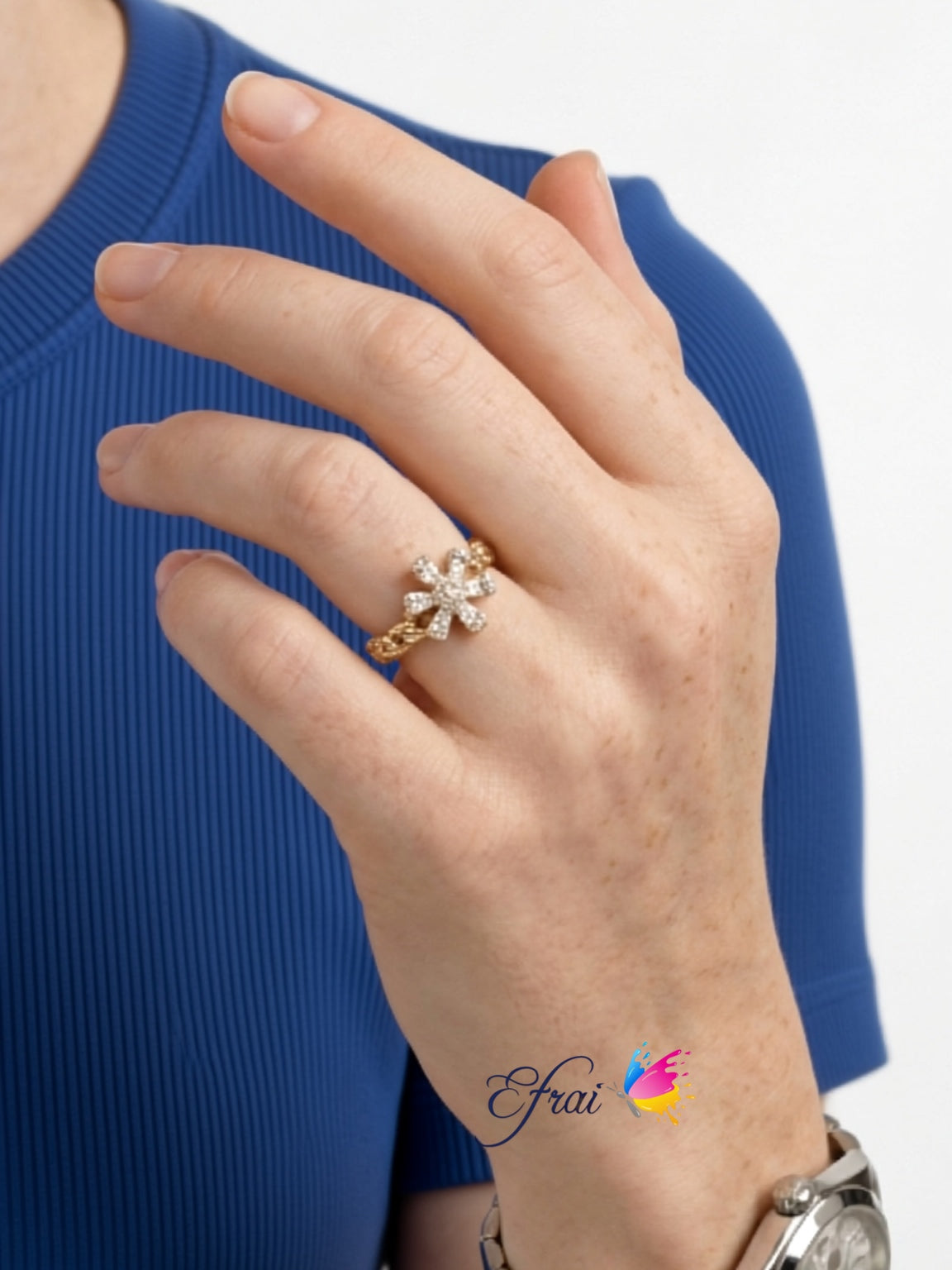 Baguette and round diamonds flower ring