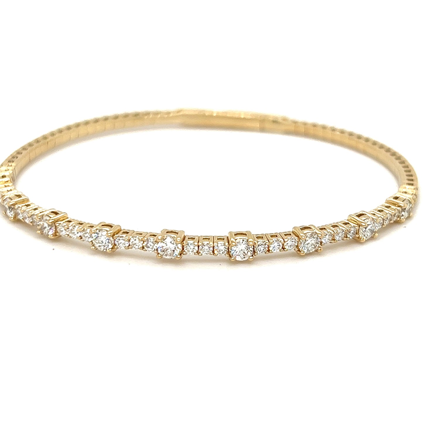 Gorgeous natural inline diamonds bangle