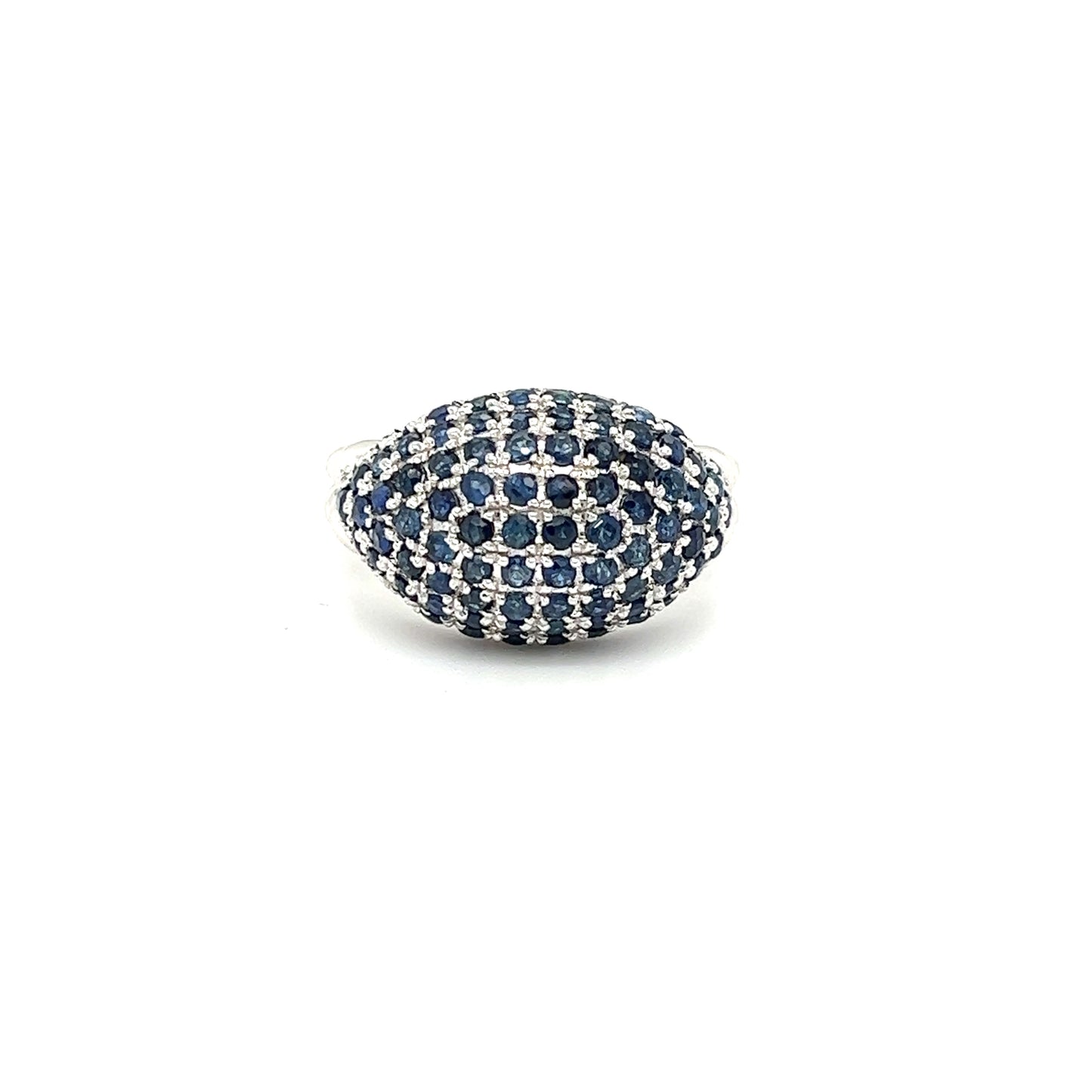 Blue sapphires signet rings