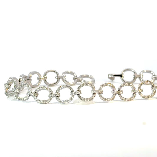 Elegant 18K gold and natural diamonds Bracelet