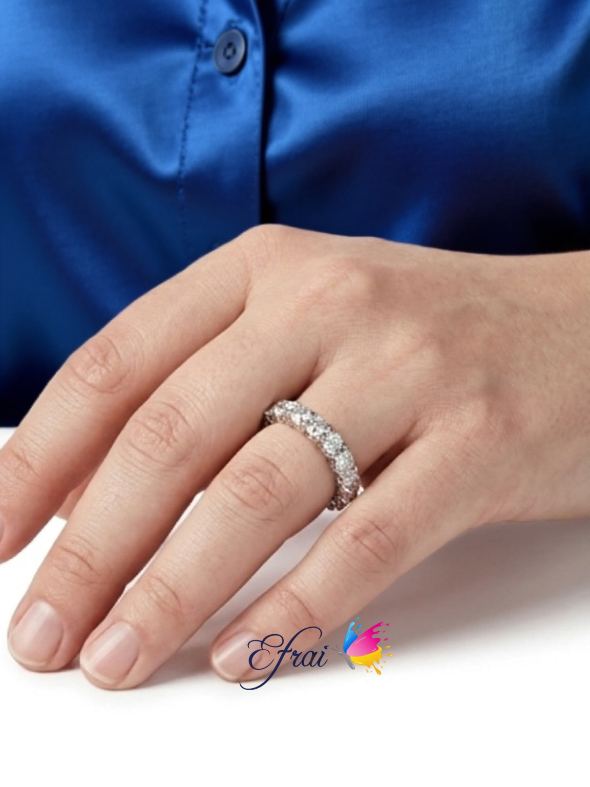 Natural round diamonds band