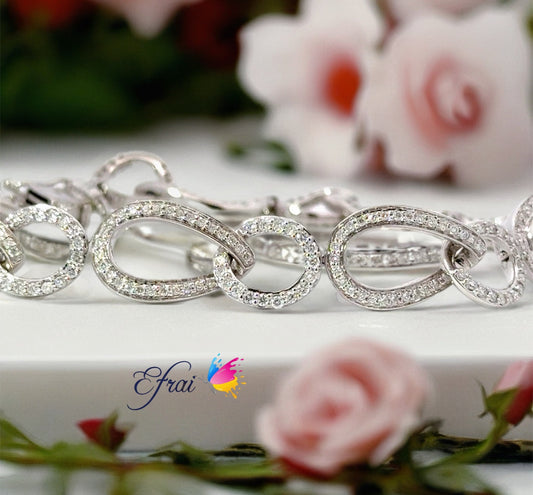 Elegant links of natural diamonds  Bracelet