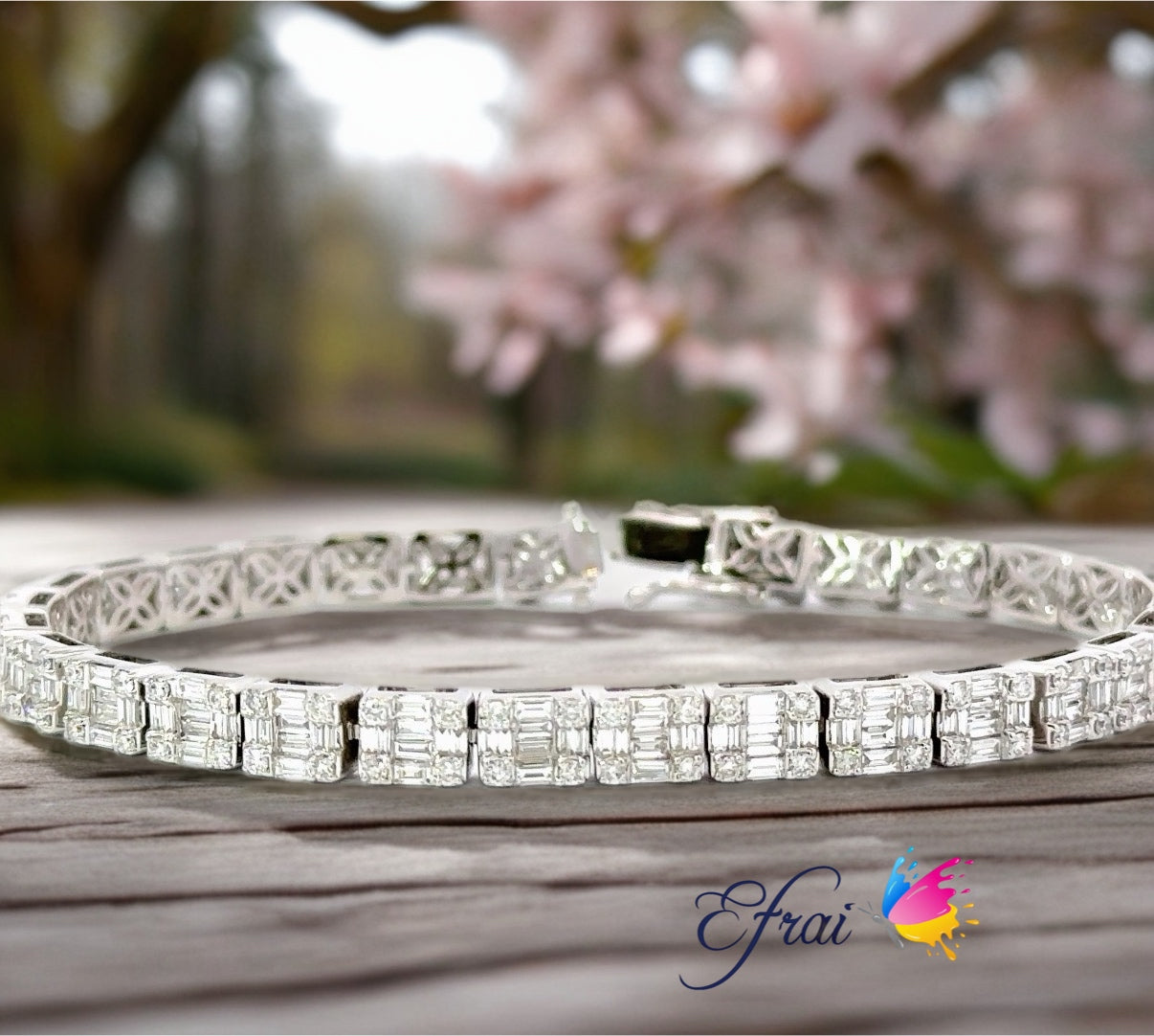 Mesmerizing natural round and baguette diamonds bracelet