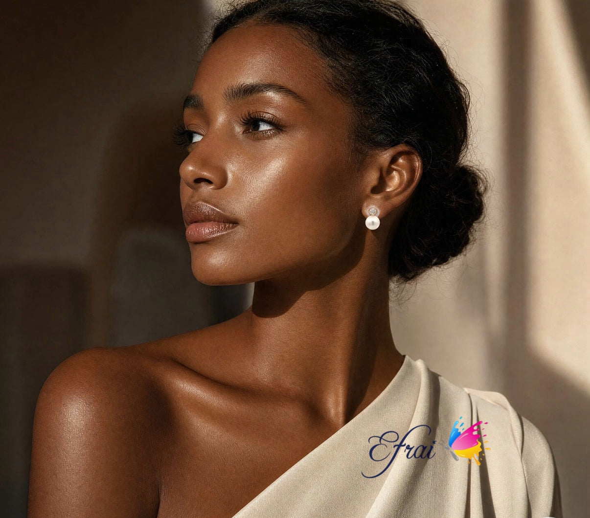 Natural white pearls and diamonds earrings