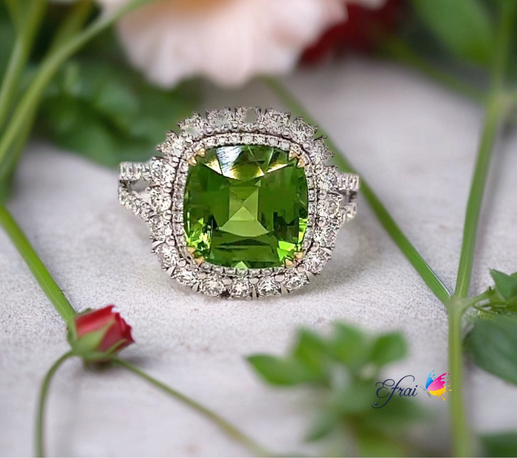 Peridot diamonds ring