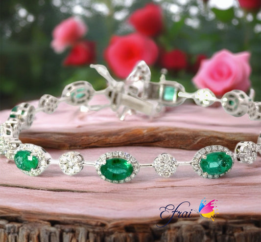 18K White Gold Tennis Bracelet with Natural Oval Emeralds and diamonds