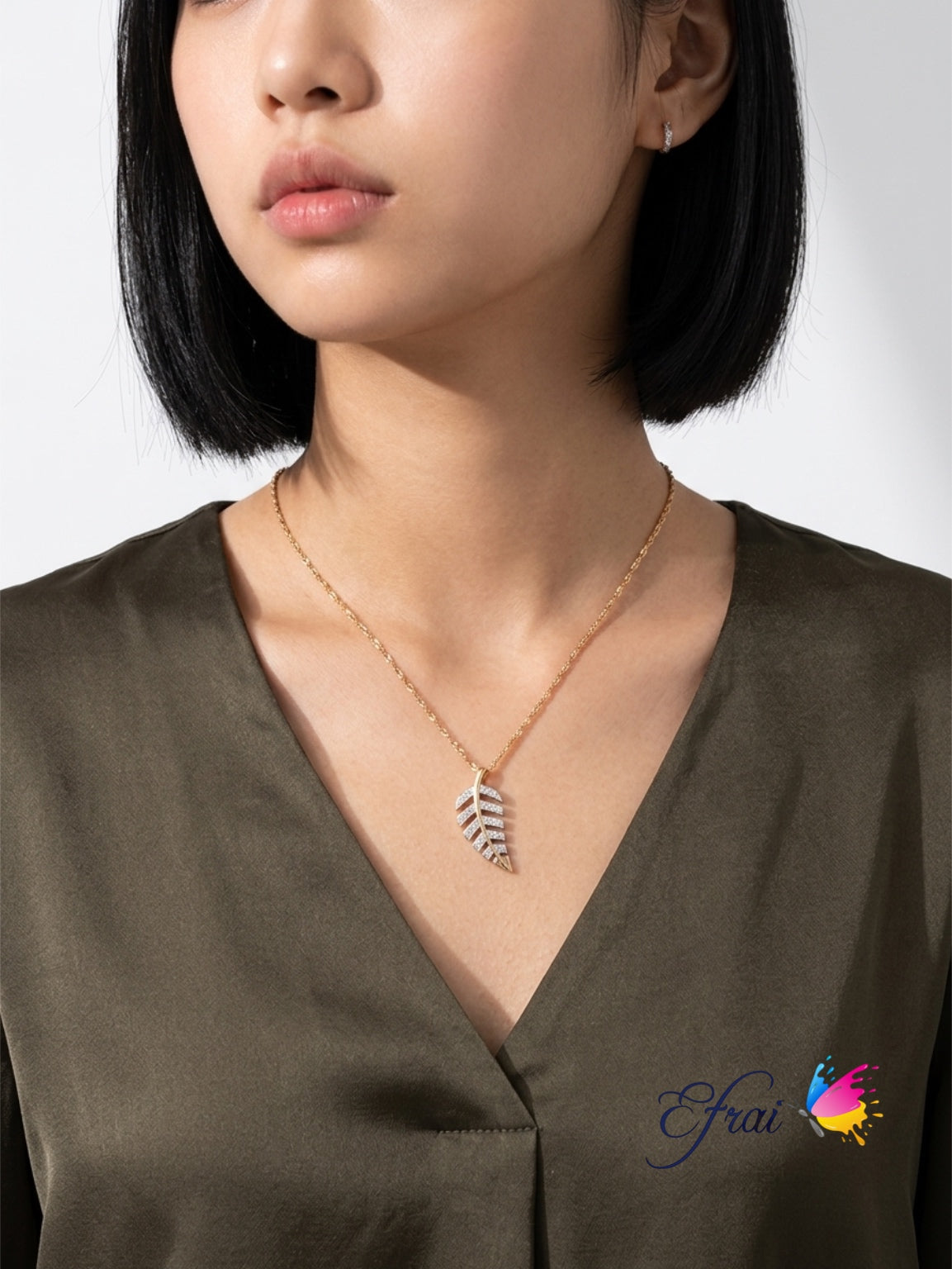 Dainty gorgeous diamonds leaf necklace