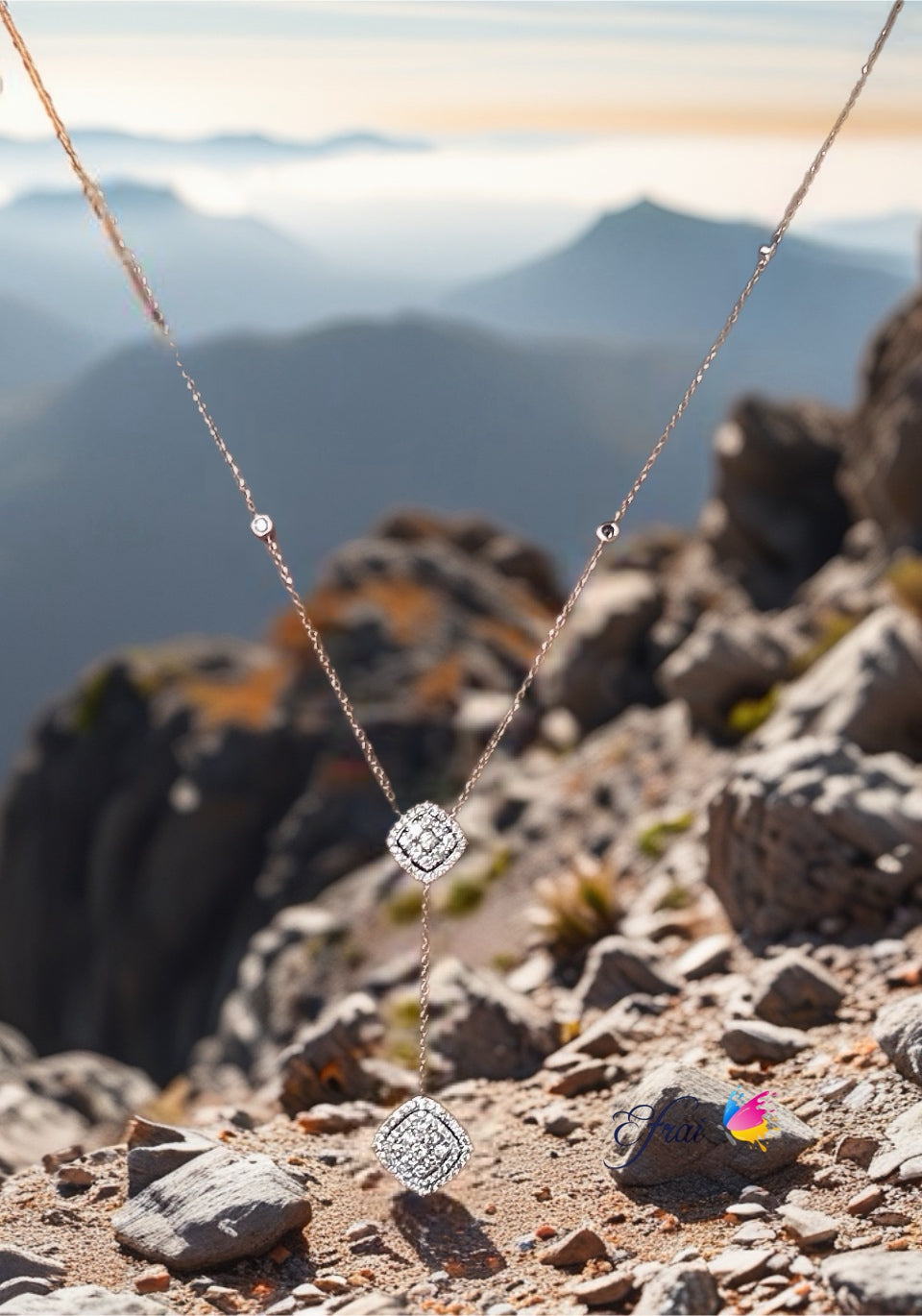 Gorgeous lariat necklace with geometrical shape