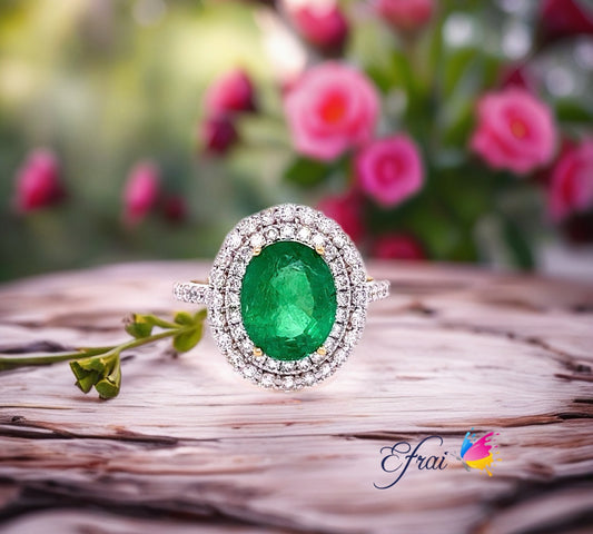 Natural green emerald and diamonds ring
