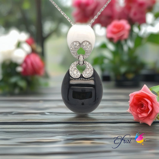 Onyx agathea diamonds necklace