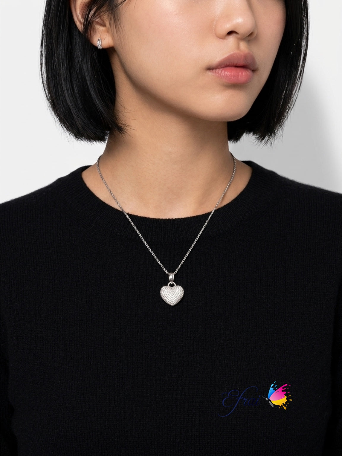 Gorgous dainty heart full of diamonds necklace