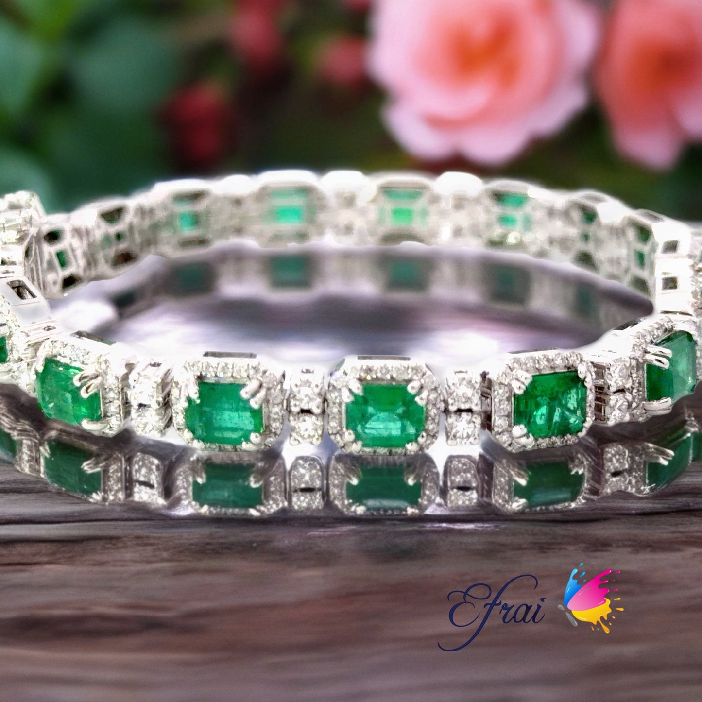 Elegant 18K White Gold Tennis Bracelet with Natural Emerald-Cut Emeralds and diamonds