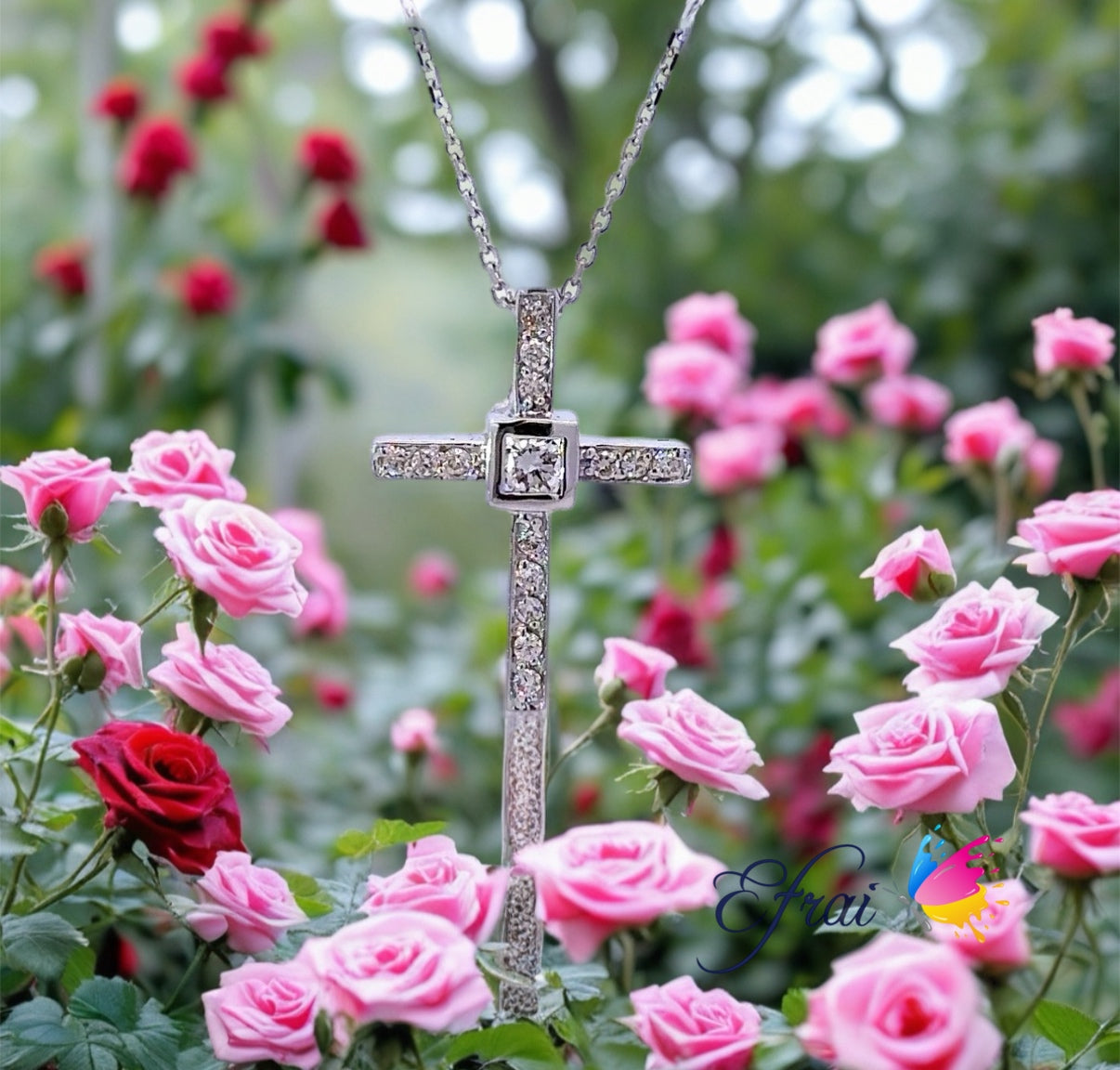 Cross diamonds necklace