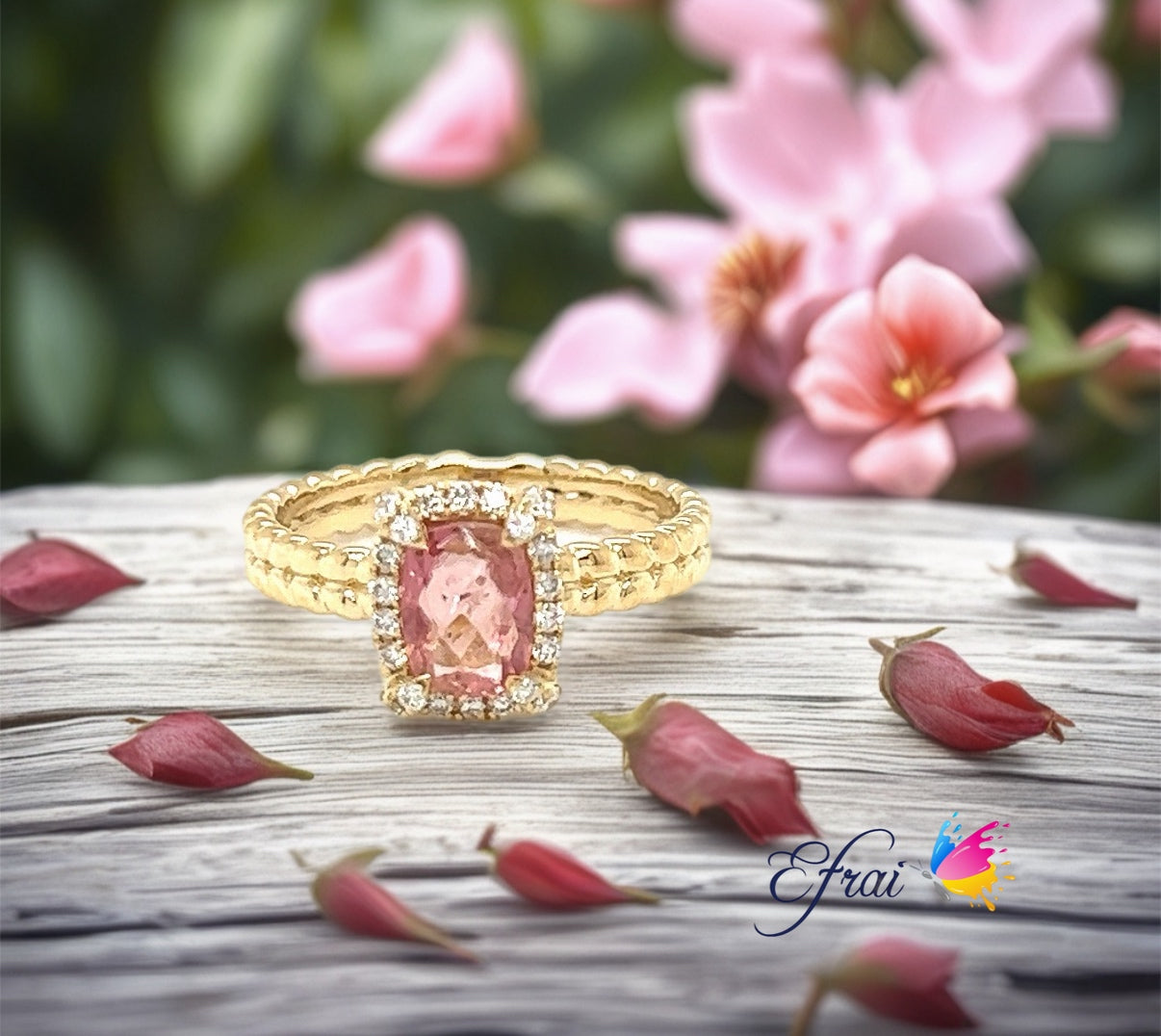 Spinel and diamonds ring