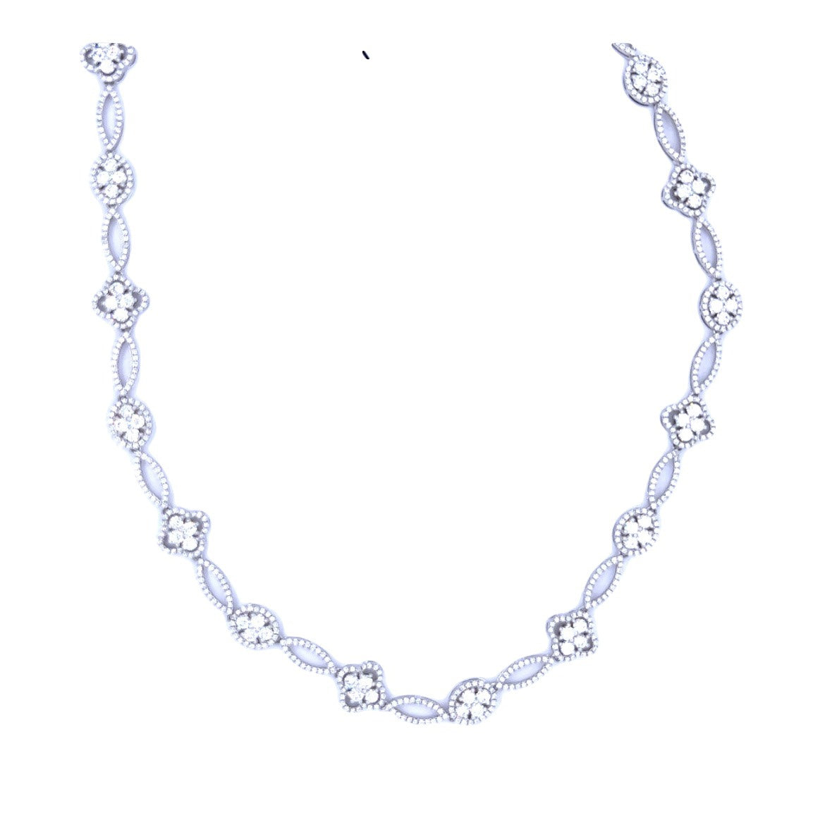 Classy elegant diamonds necklace