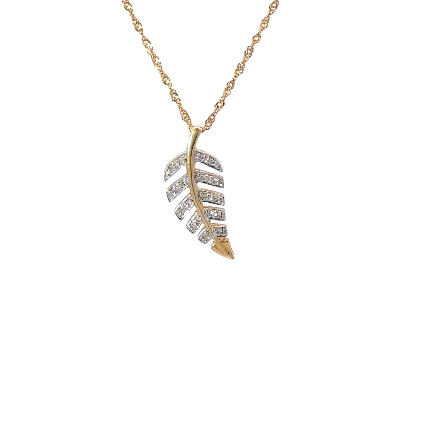 Dainty gorgeous diamonds leaf necklace