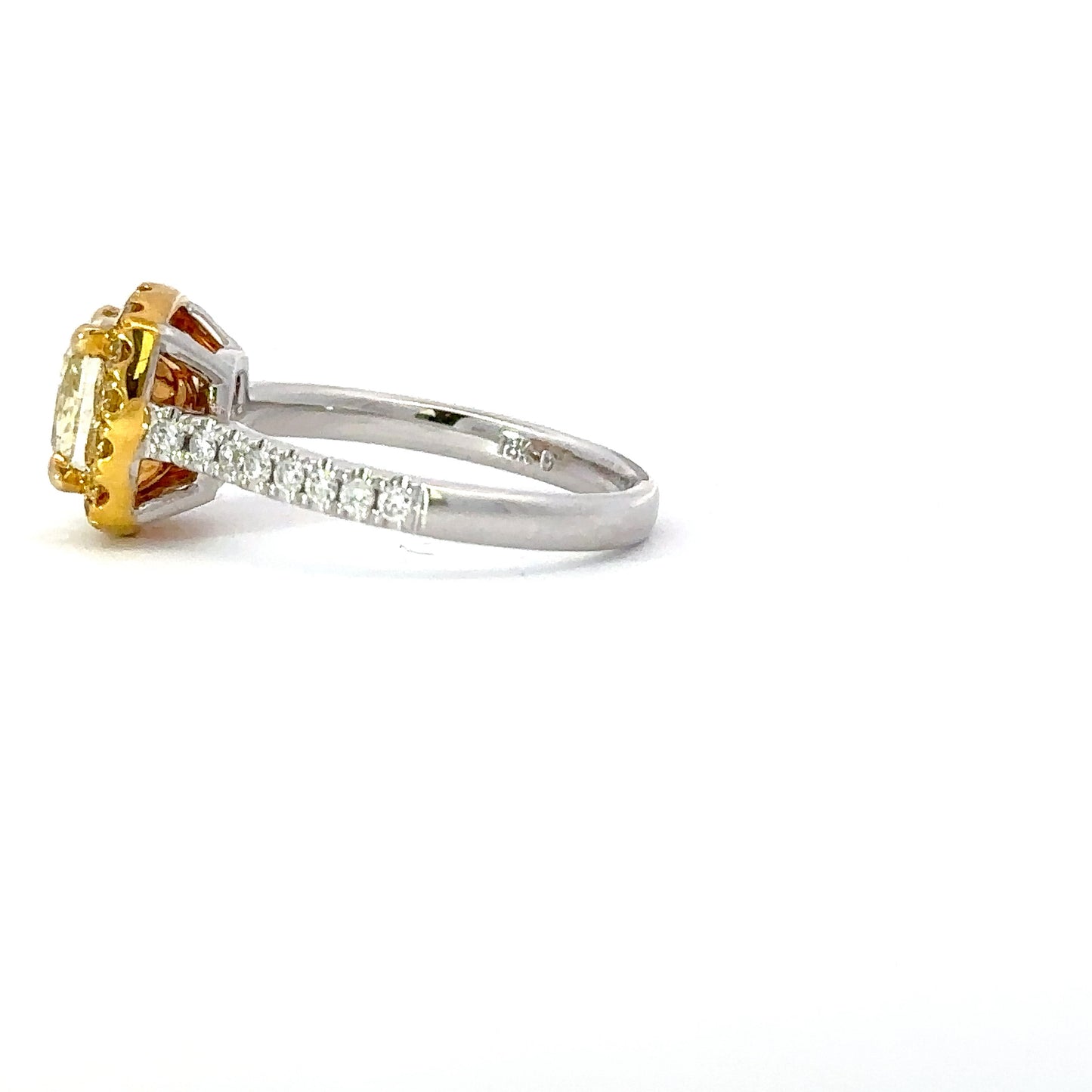 GIA Fancy light yellow diamond ring