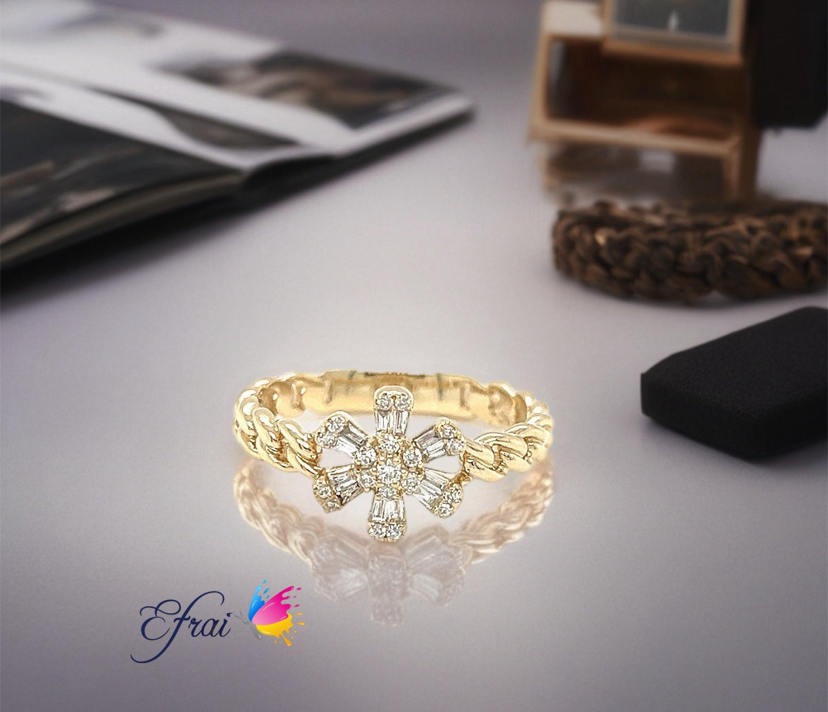 Baguette and round diamonds flower ring