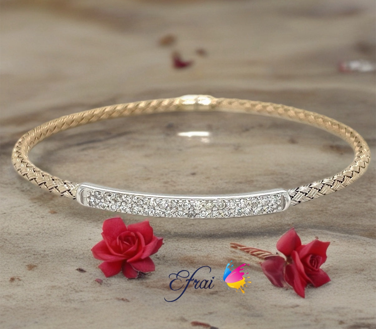 Natural round diamonds yellow gold bangle