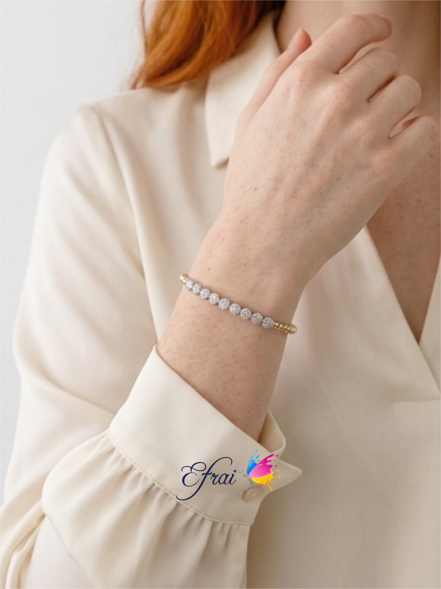 Natural round diamonds yellow gold bangle
