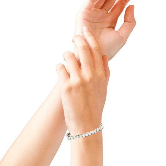 Classic 14k White Gold Round Brilliant Cut Diamond Tennis Bracelet