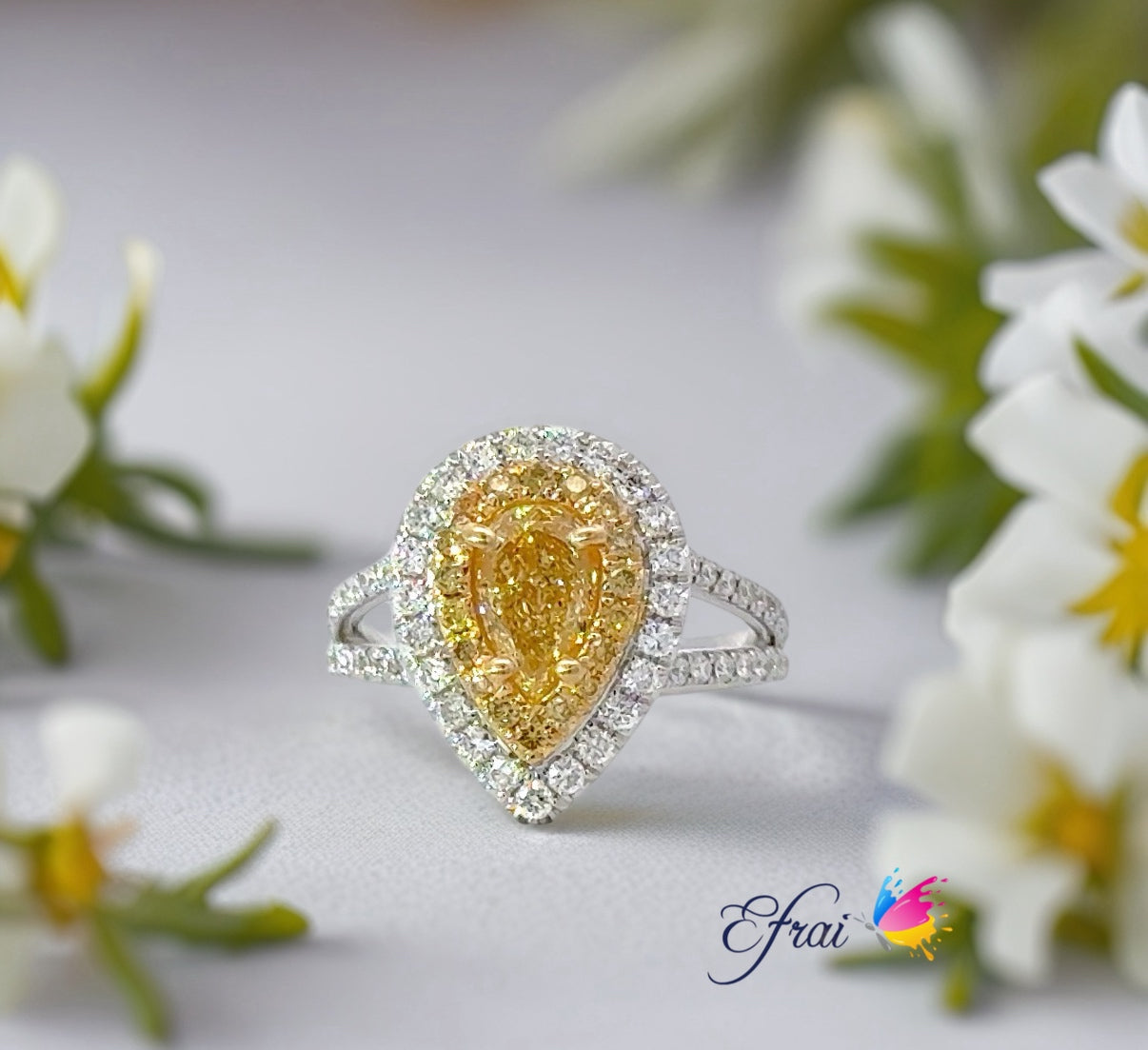 Elegant GIA Fancy light Yellow Pear-Shaped Diamond Ring