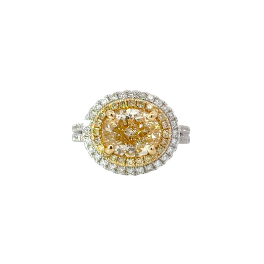 Exquisite certified Natural Oval Fancy light yellow diamonds ring