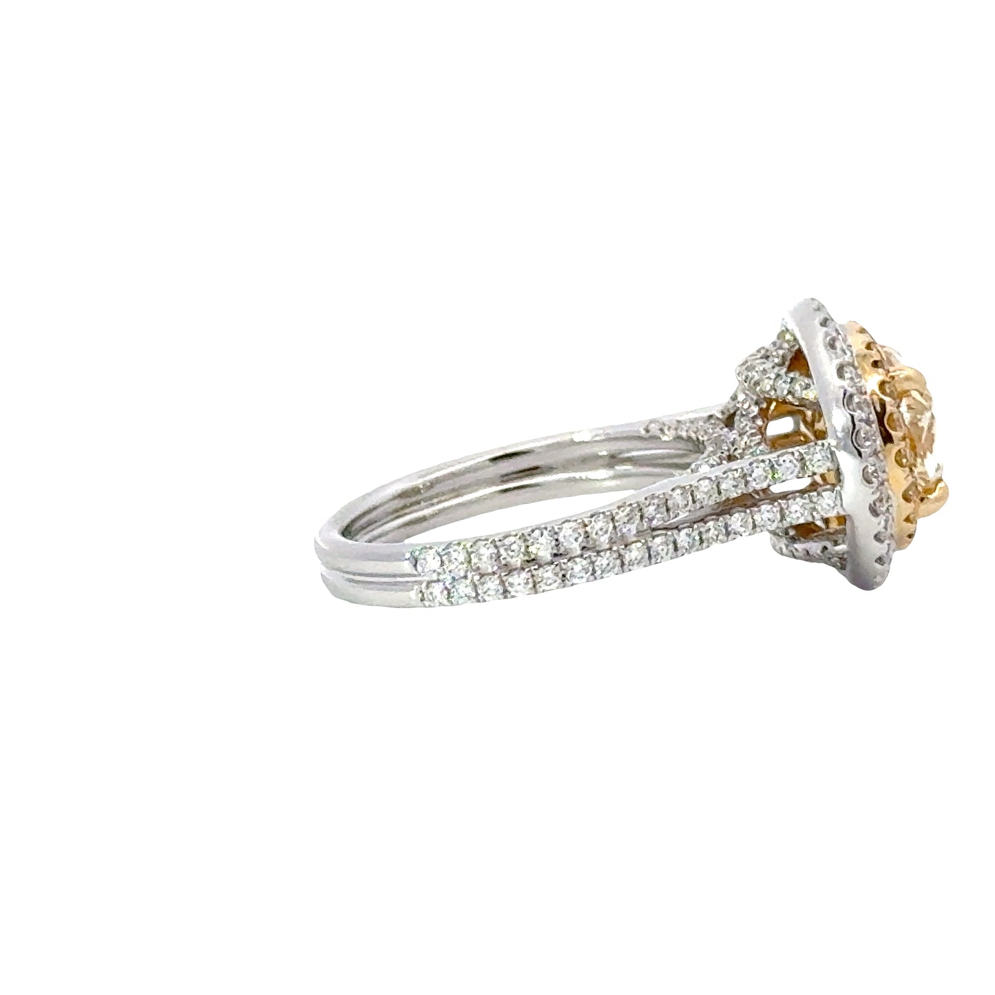 Exquisite certified Natural Oval Fancy yellow diamonds ring