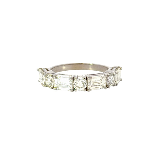 Exquisite natural Emerald cut and round diamonds band