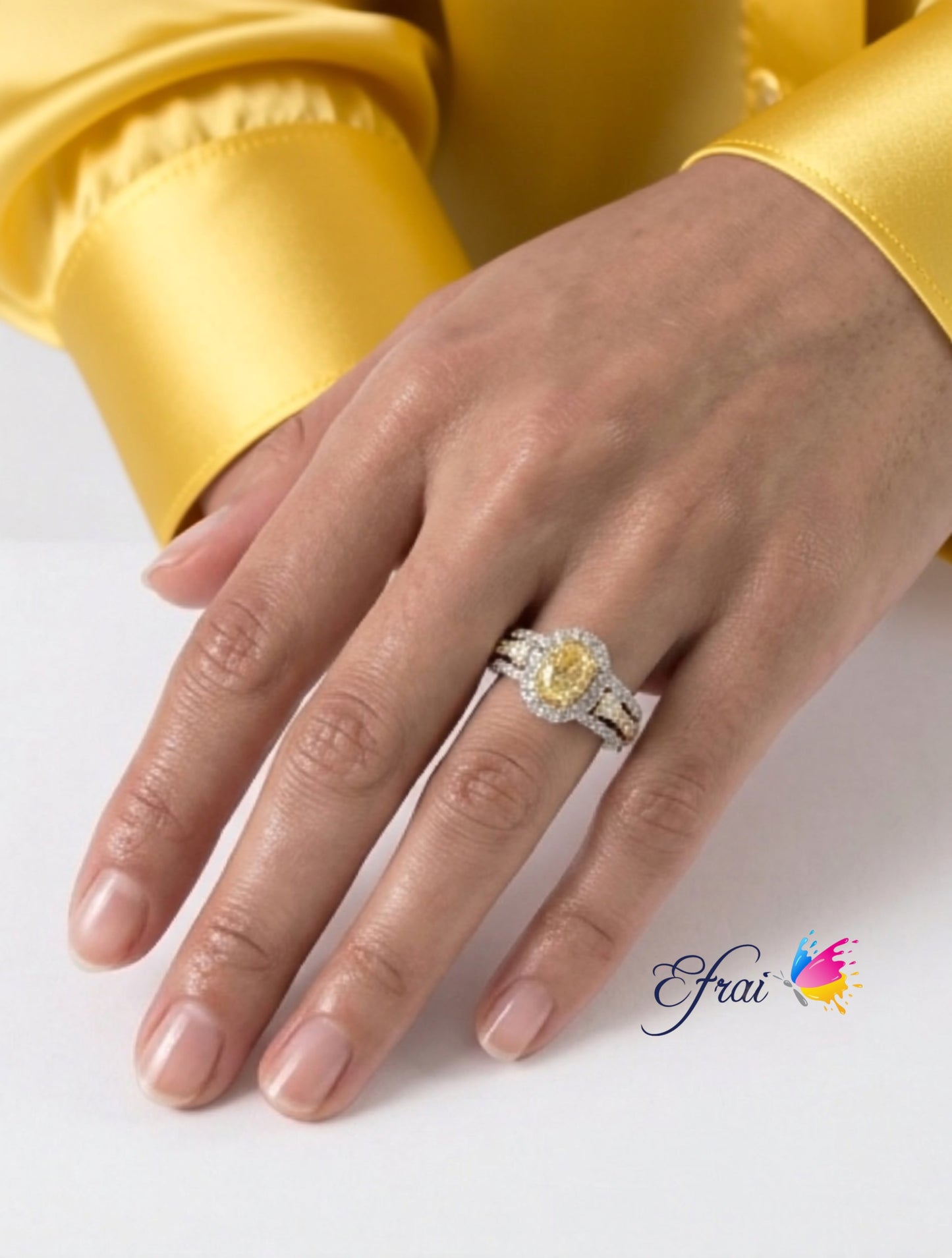 Elegant Natural GIA Fancy light yellow Oval diamond ring