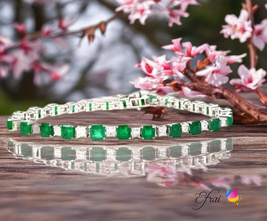 Natural Emerald cut Emeralds and diamonds set in White Gold Tennis Bracelet