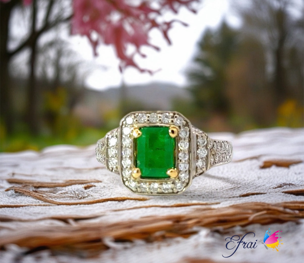 Gorgeous natural green emerald and diamonds ring