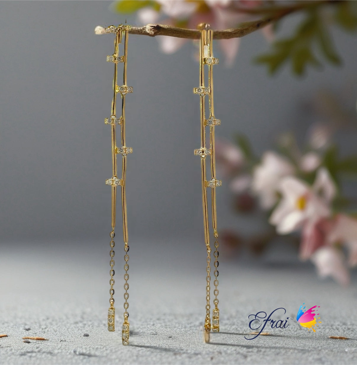 Long diamonds earrings