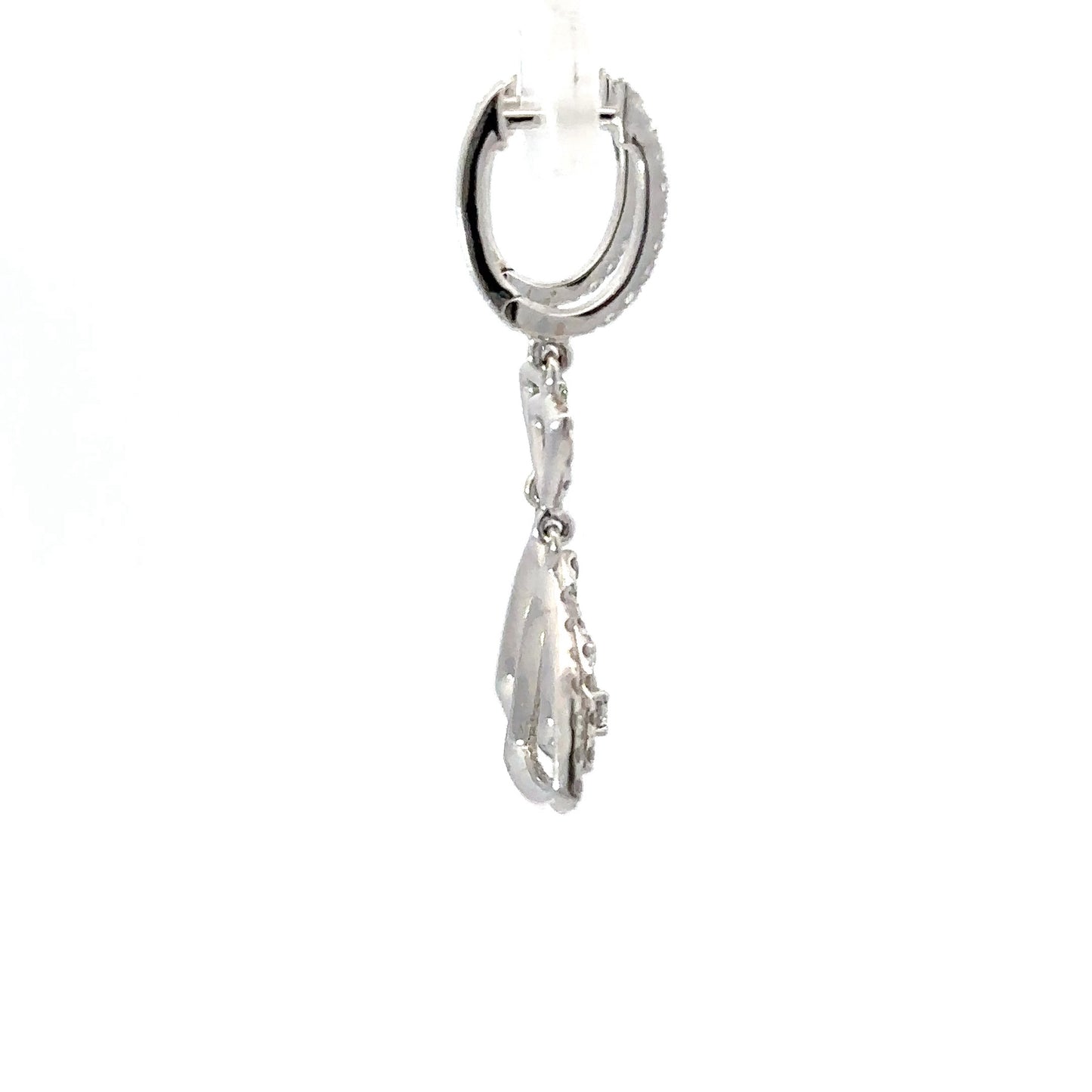 Exotic design natural diamonds earrings