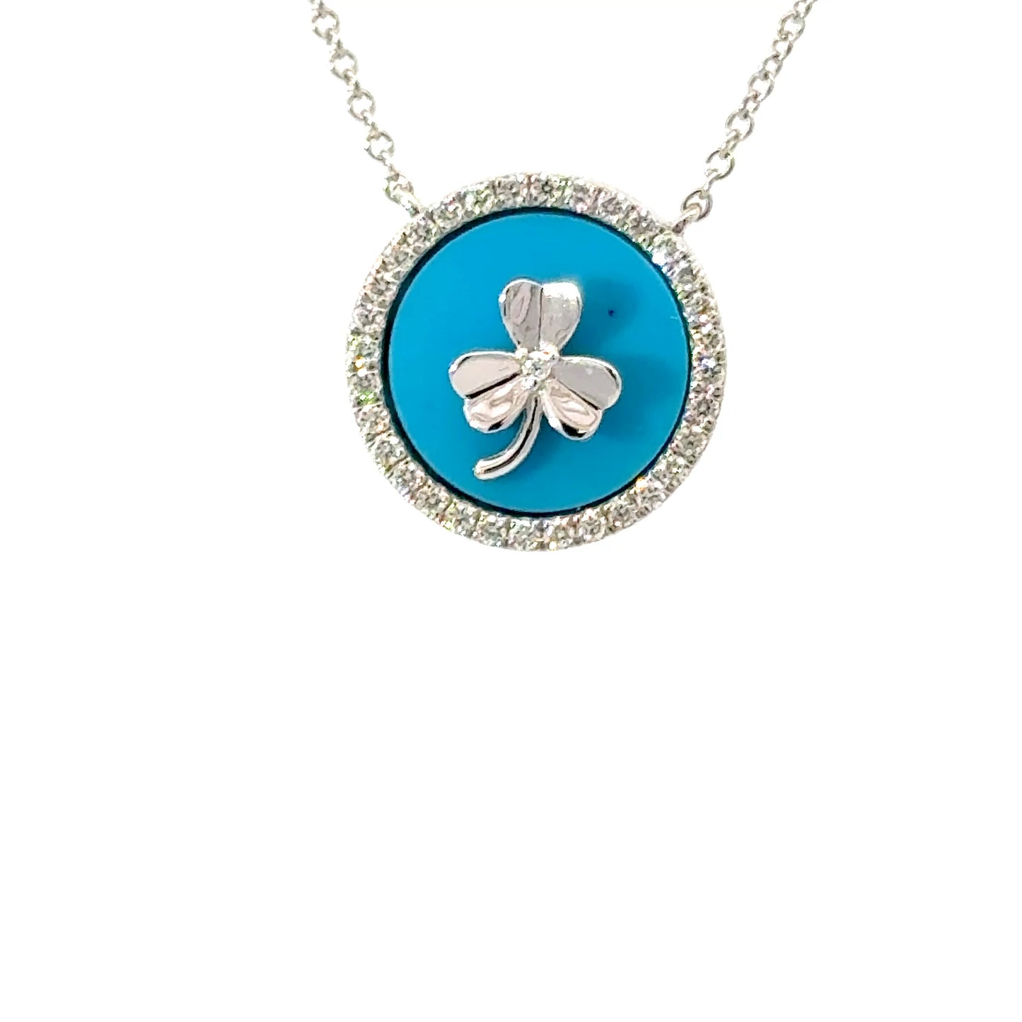 Elegant Clover Pendant Necklace