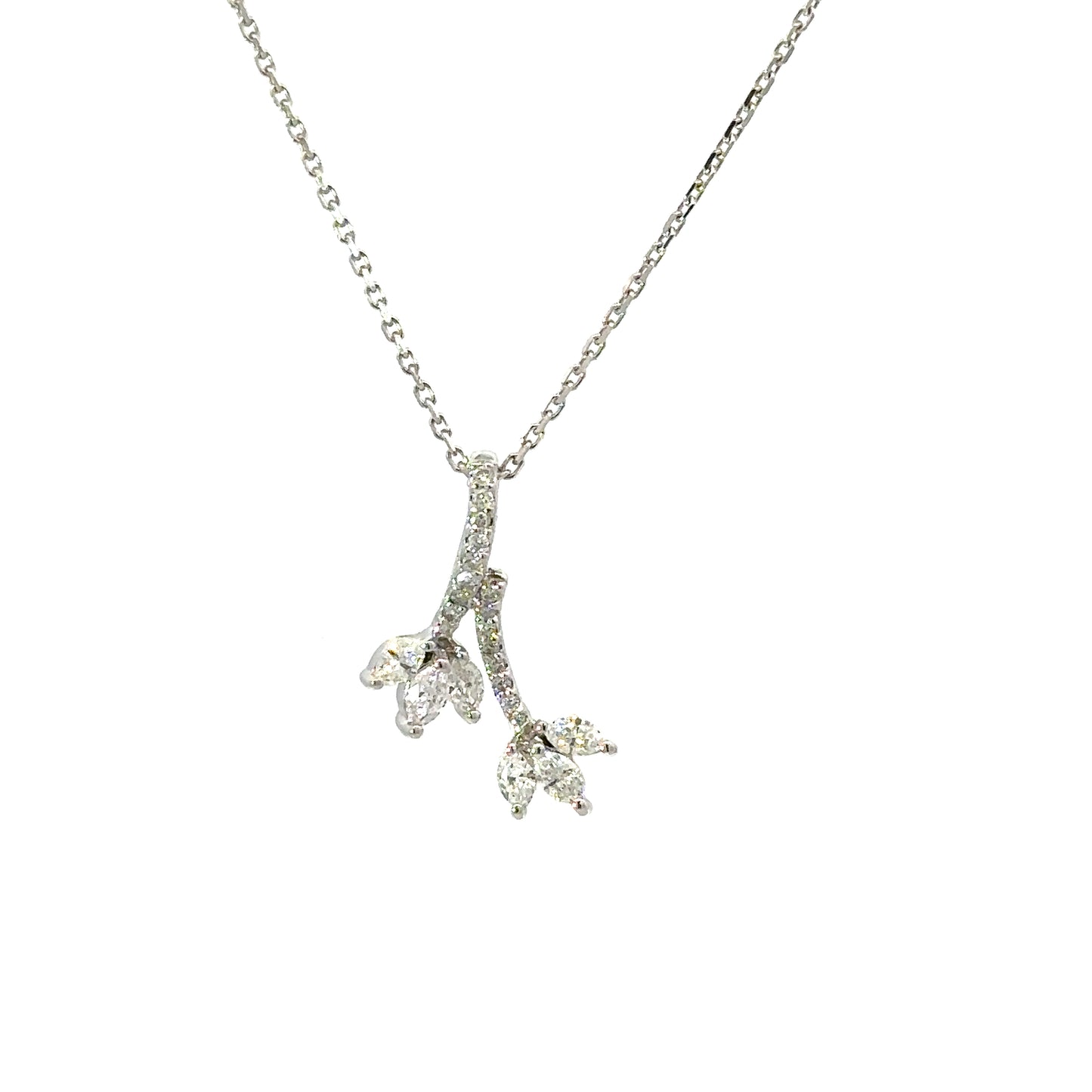 Diamond flowers necklace