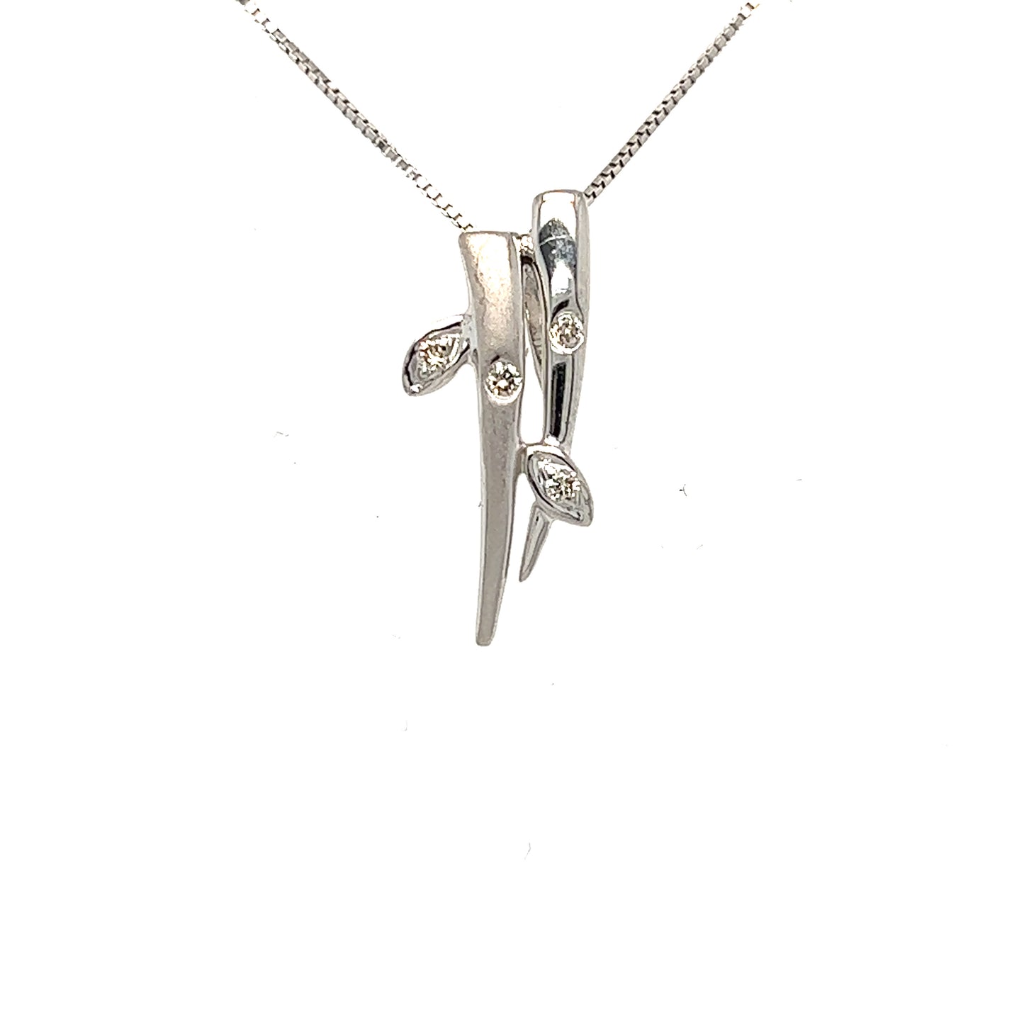 Diamonds on sticks necklace