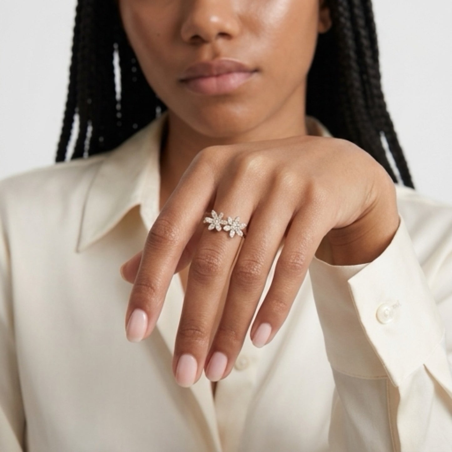 Double diamonds flowers ring