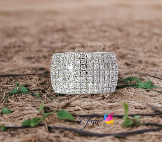Wide round diamonds band