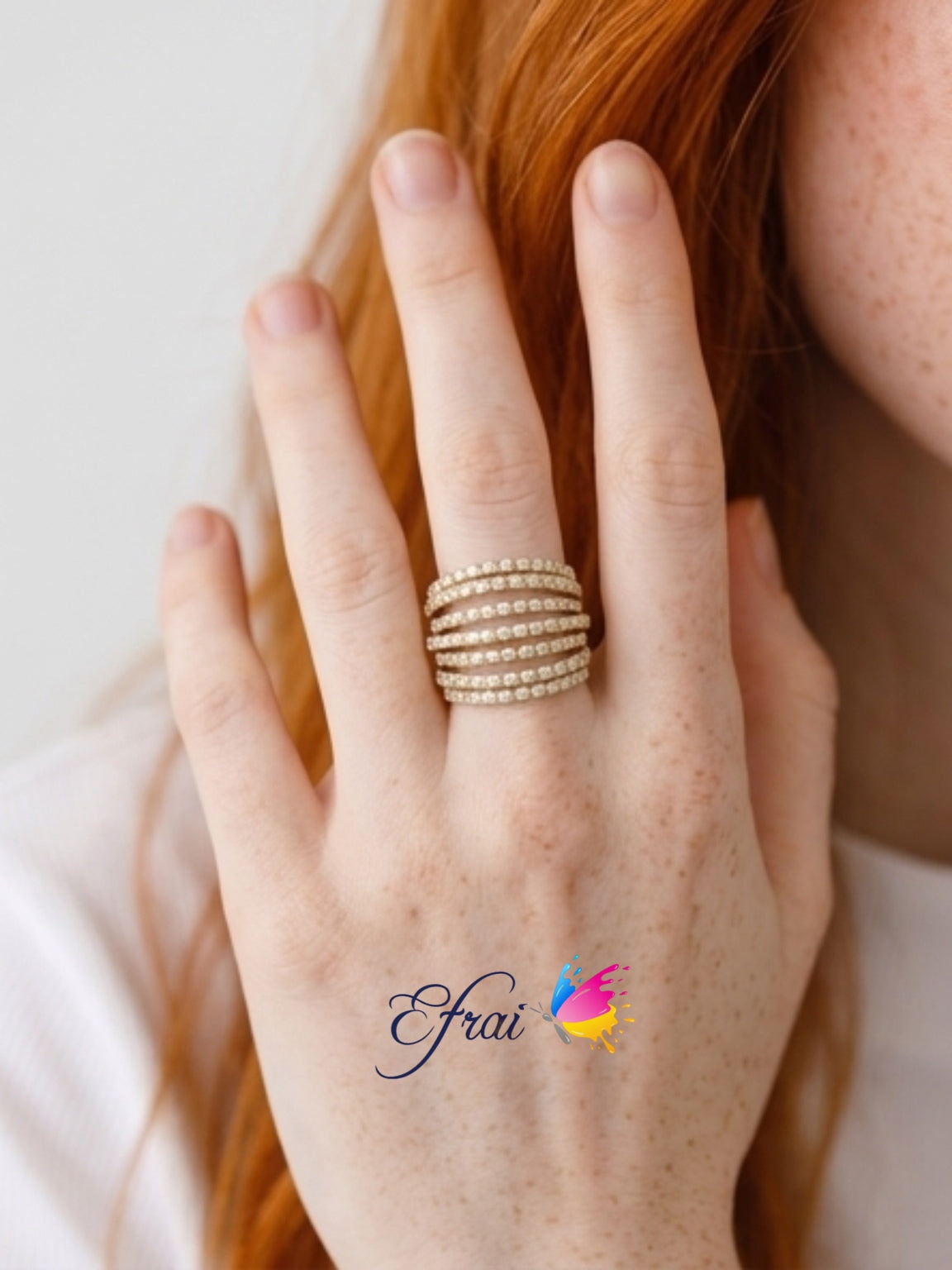Exquisite designed diamonds ring