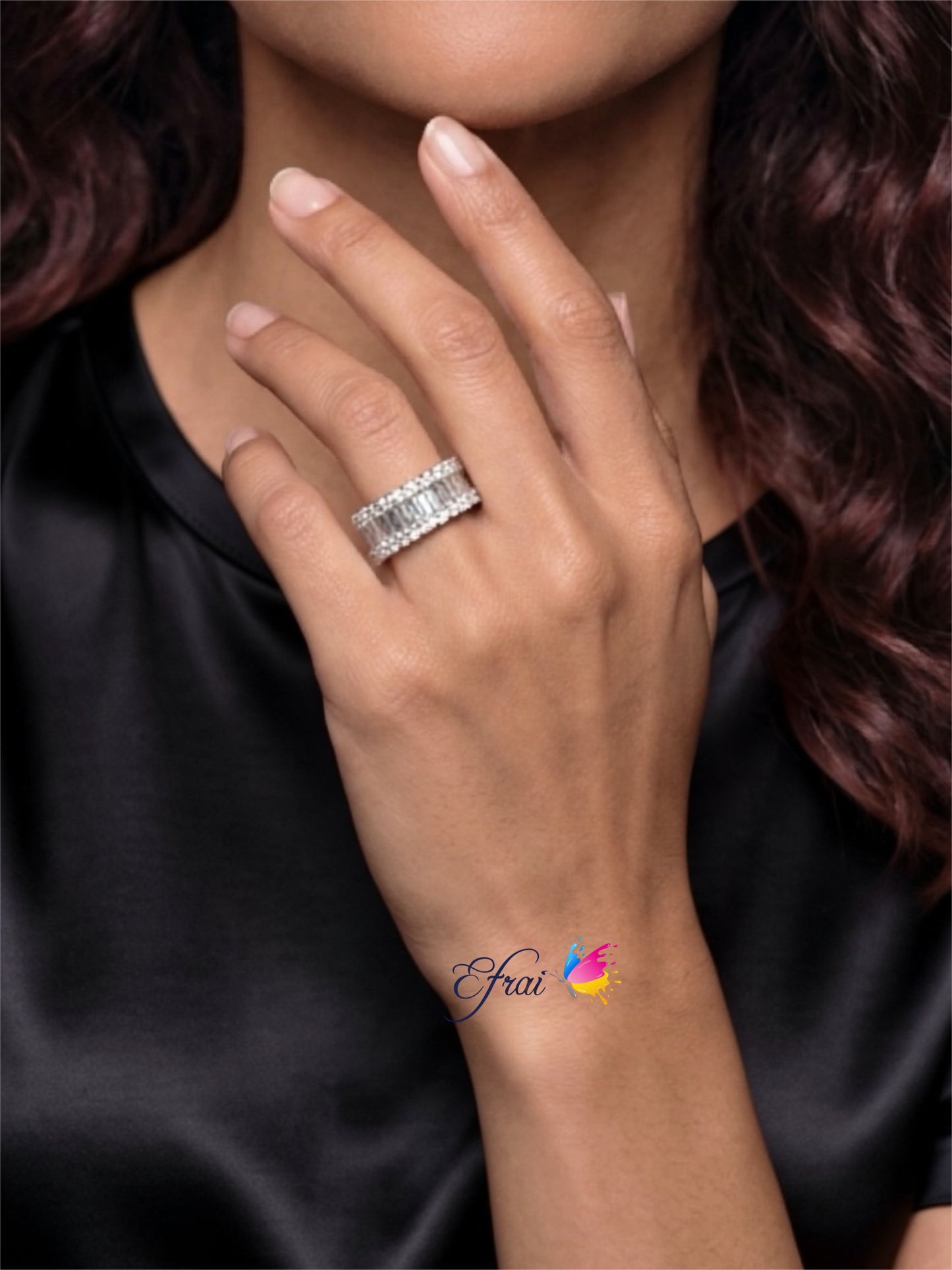 Elegant Natural Baguette and round Diamonds Ring