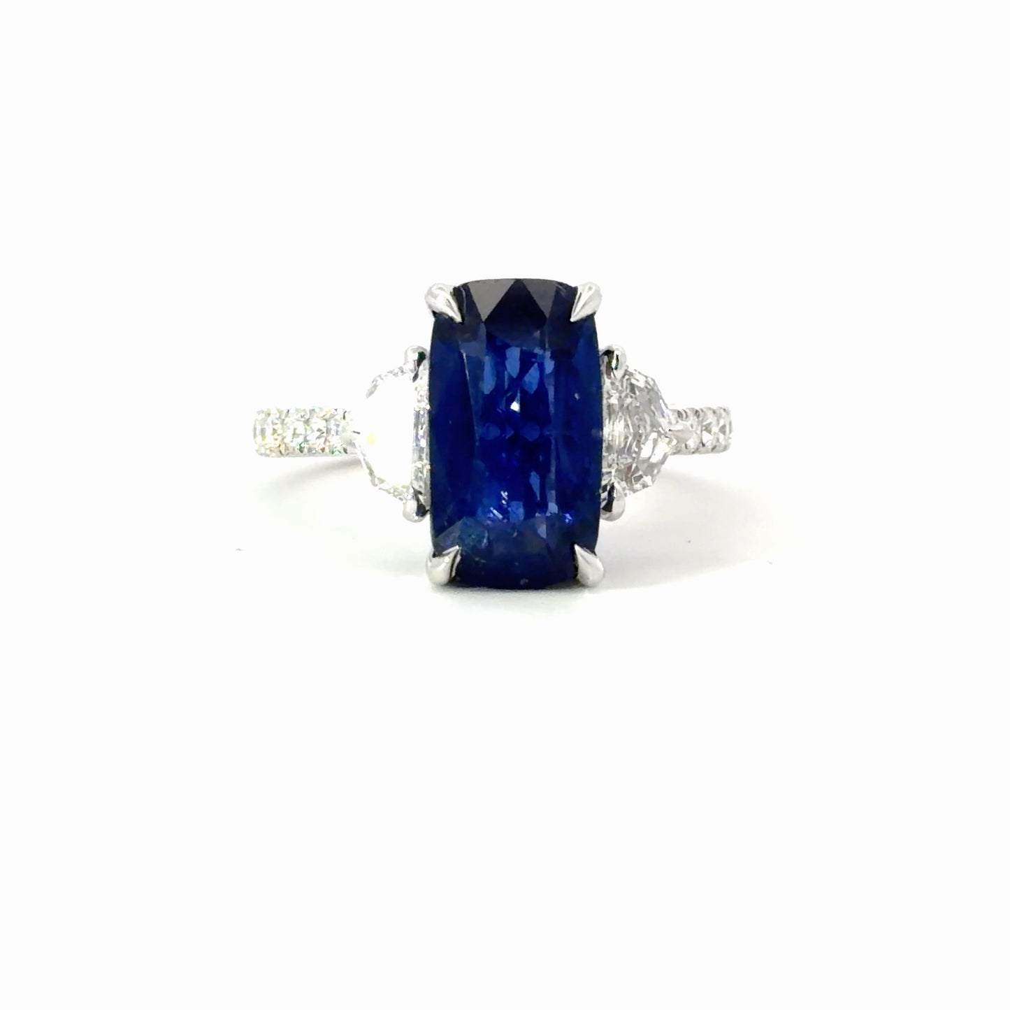Natural Royal Blue Sapphire and diamonds  in White Gold