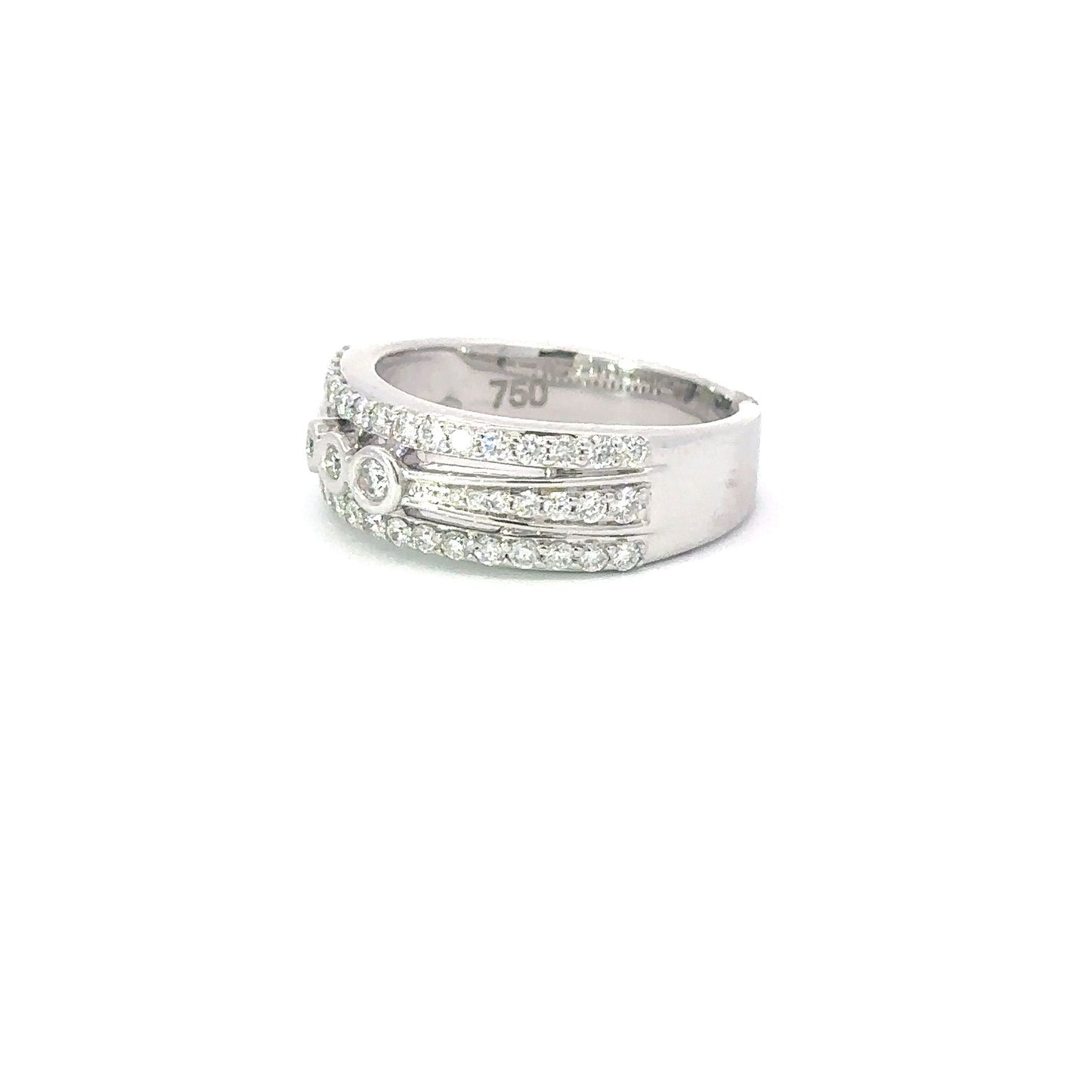 Natural round diamonds band in 18K gold