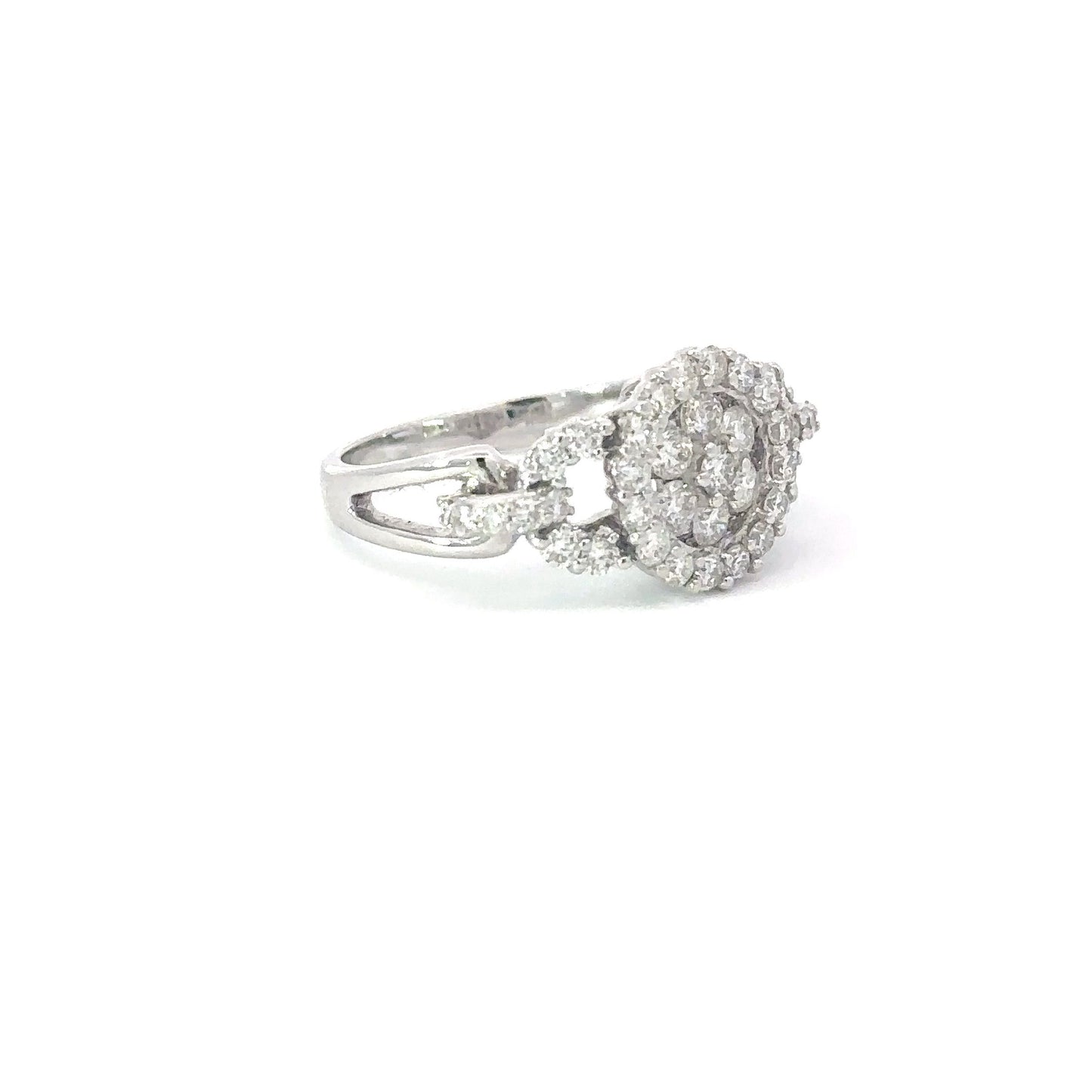 Unique engagement diamonds ring