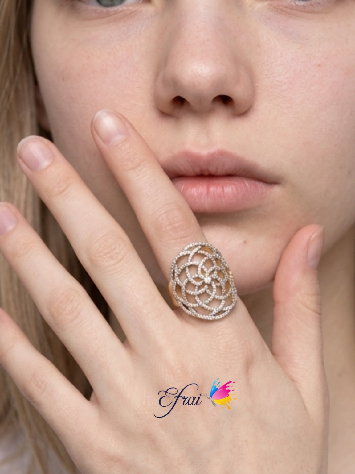 Spiral diamonds ring